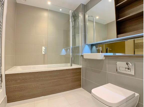 Apartment in London, Kidbrooke Village, Kidbrooke - More