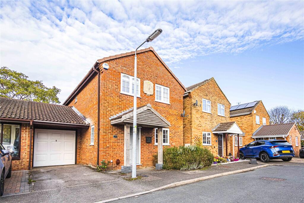 Main image of property: Cantilupe Close, Eaton Bray, Bedfordshire, LU6