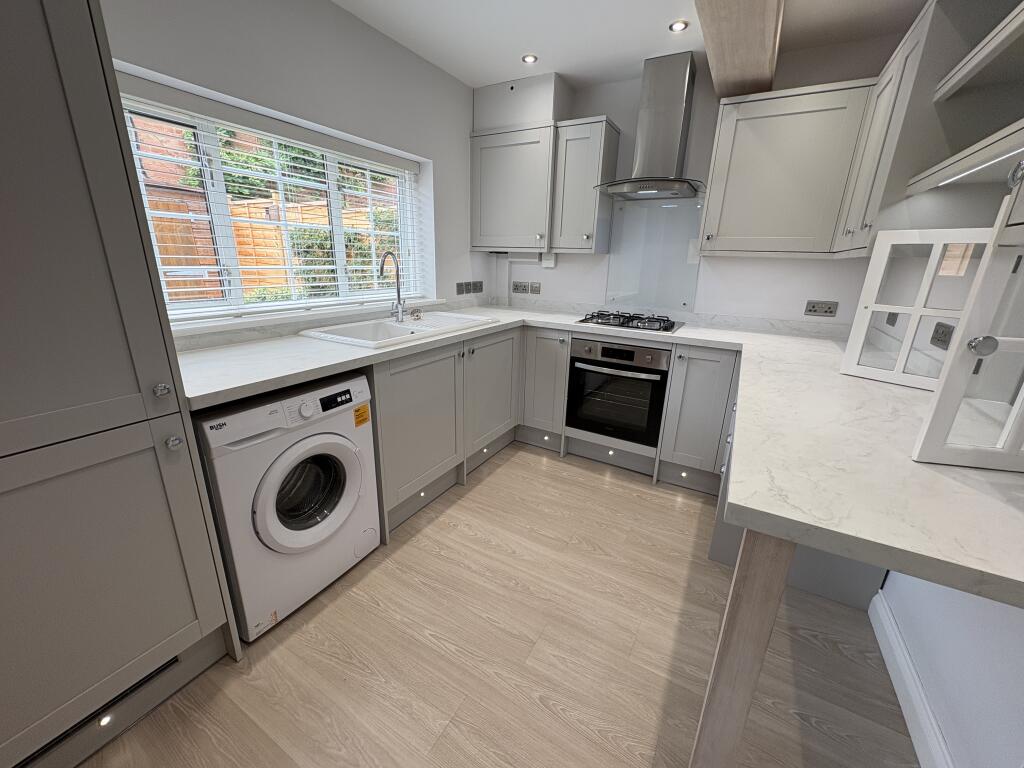 Main image of property: Shottery Road, Stratford-upon-avon, Warwickshire