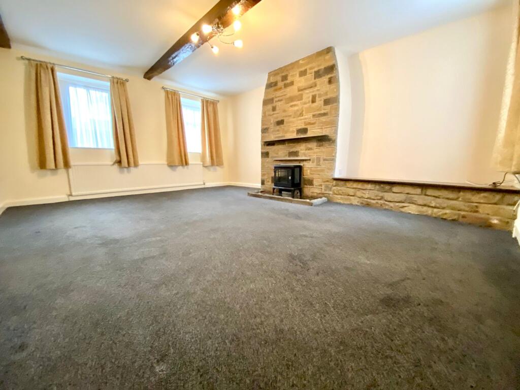 House in Huddersfield, Shelley, Kirkburton - View 4