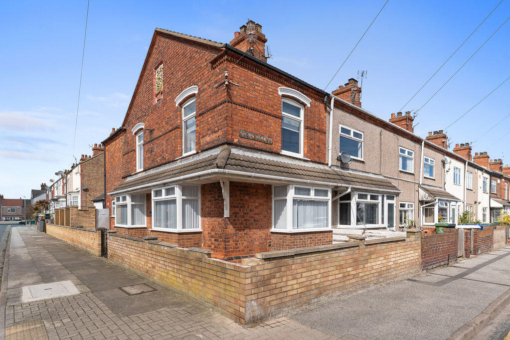 3-bed terraced on Bentley Street, Cleethorpes, £155,000