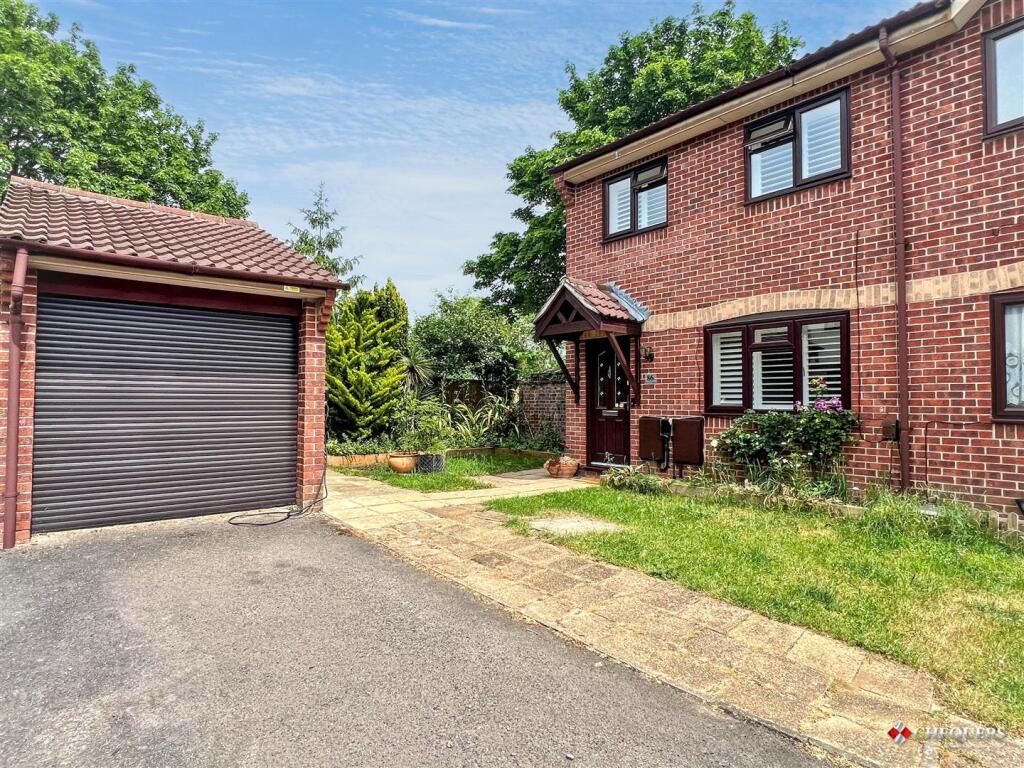 Main image of property: Mozart Close, Basingstoke