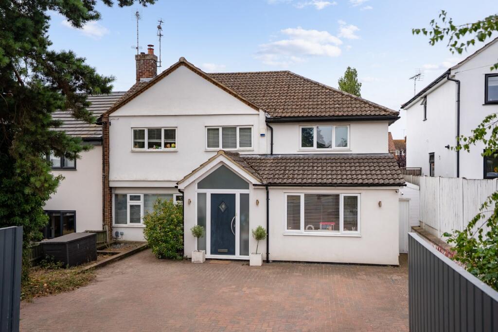 Main image of property: Thorley Hill, Bishop's Stortford, Hertfordshire, CM23
