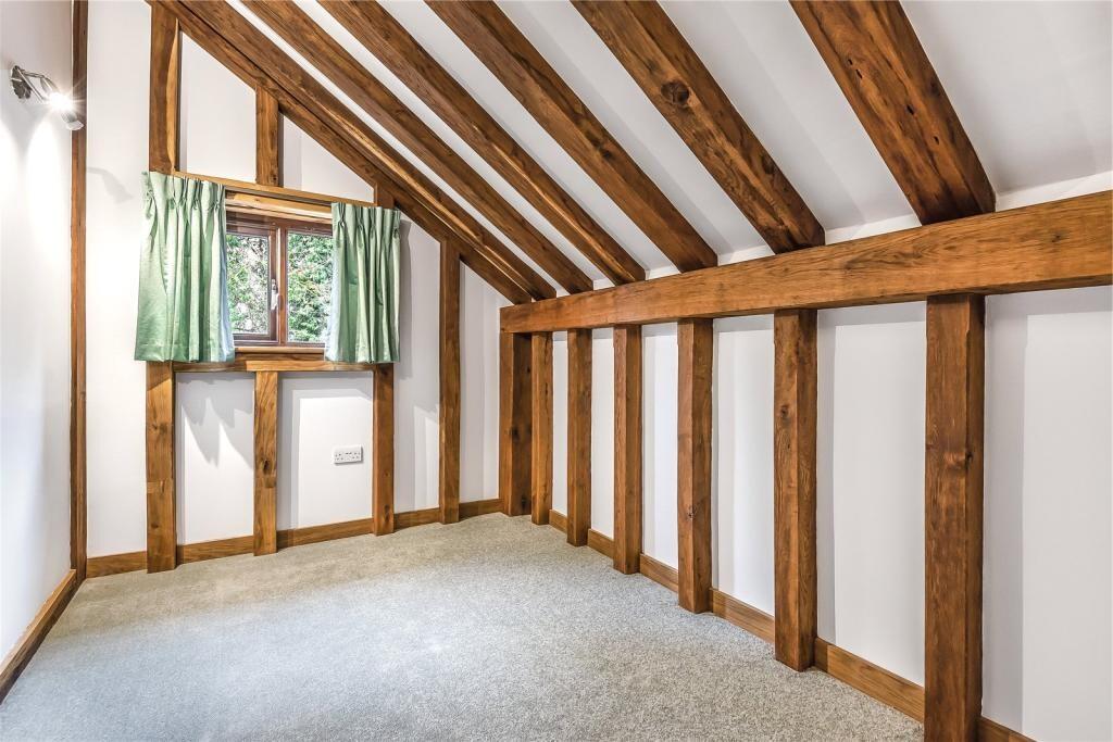 House in Tonbridge - More