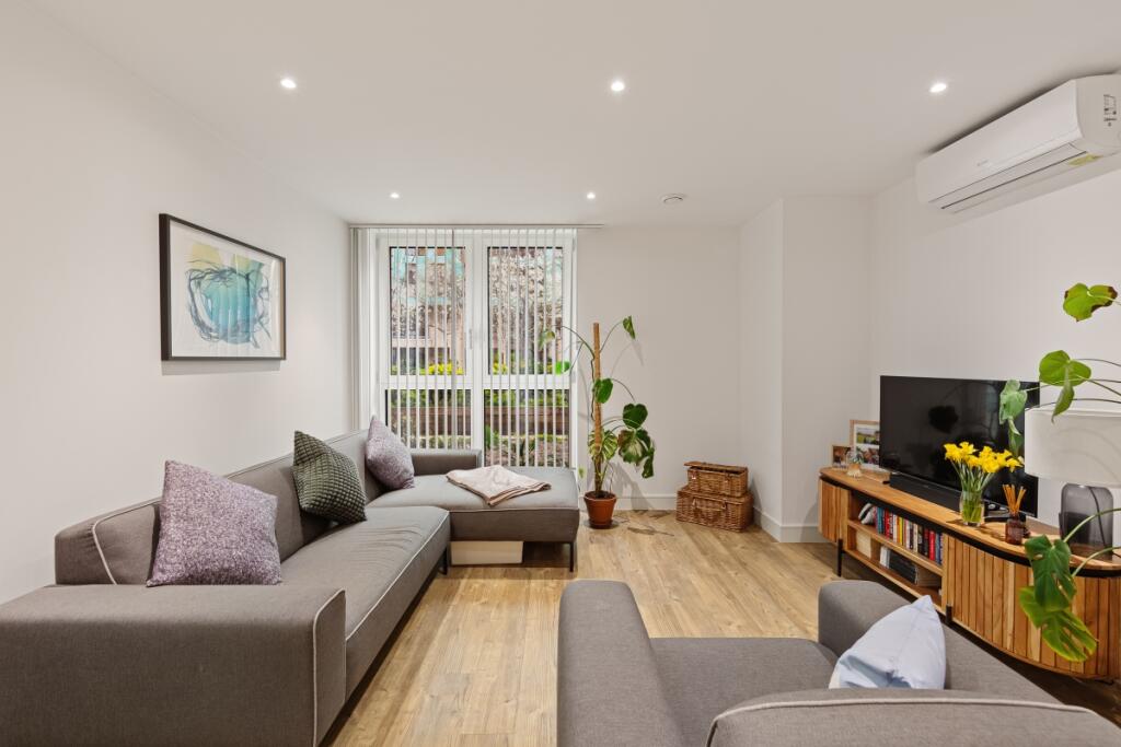 Main image of property: Cable Walk Greenwich SE10