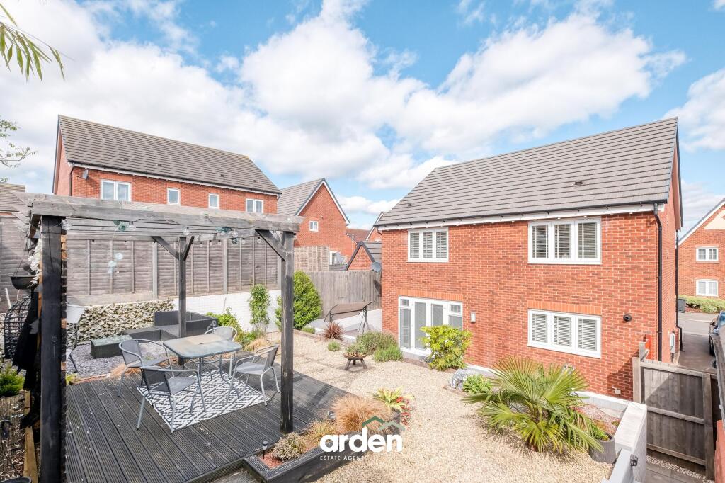 House in Redditch, Enfield - View 4