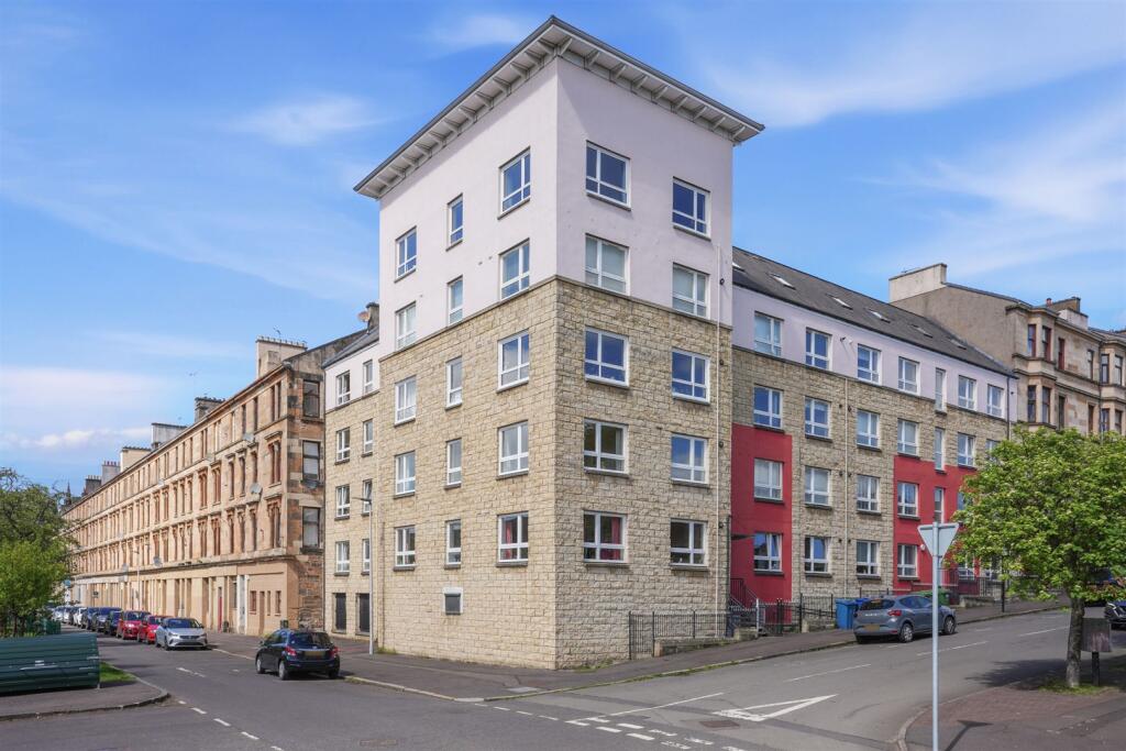 Main image of property: 2/1 9 Kirkland Street, North Kelvinside, G20 6SY