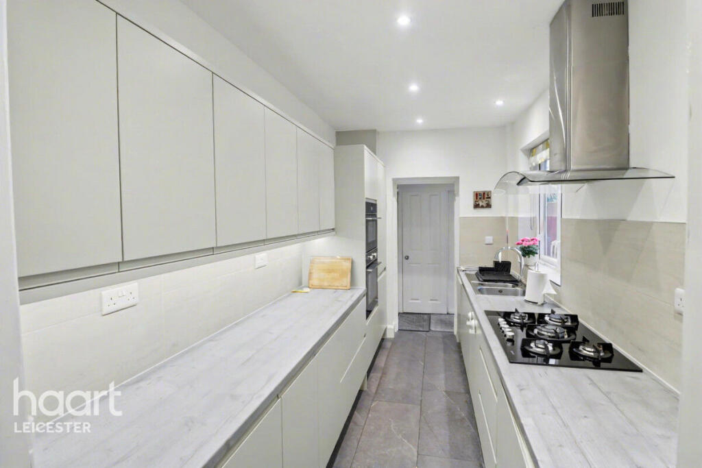 3-bed terraced on Gipsy Lane, Leicester, £230,000