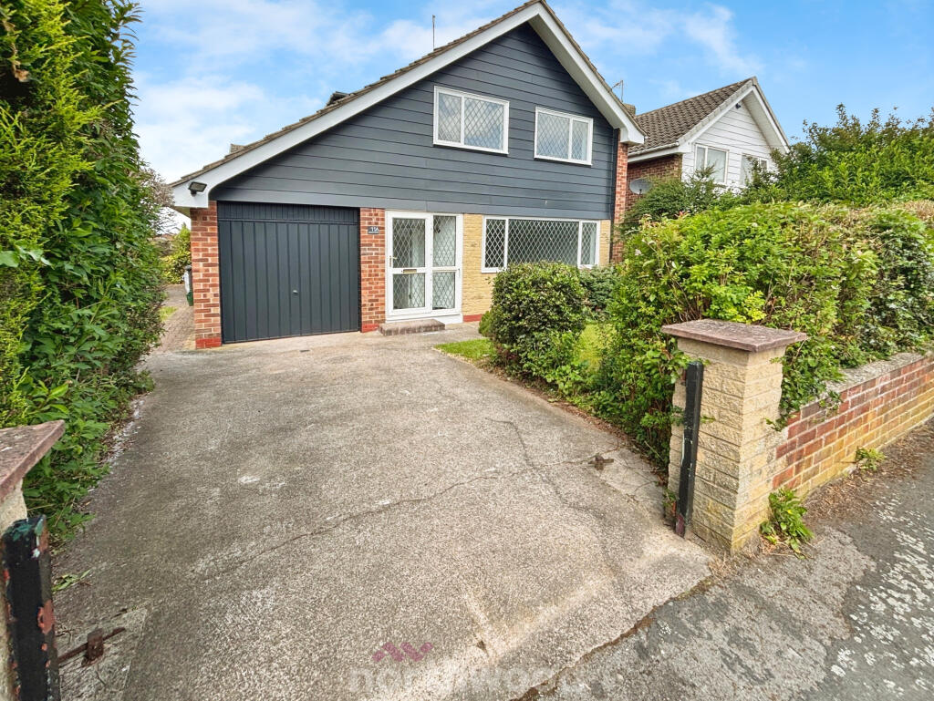 Main image of property: Roseberry Avenue, Hatfield, Doncaster, DN7