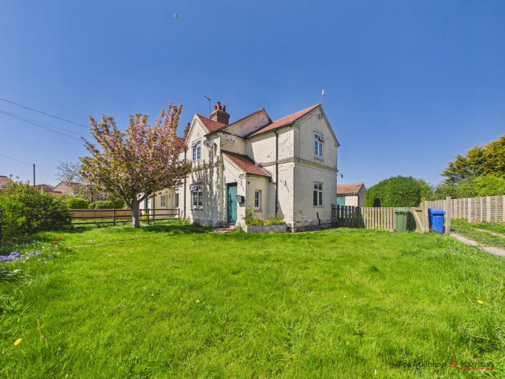 Main image of property: Main Street, Harpham, YO25 4QY