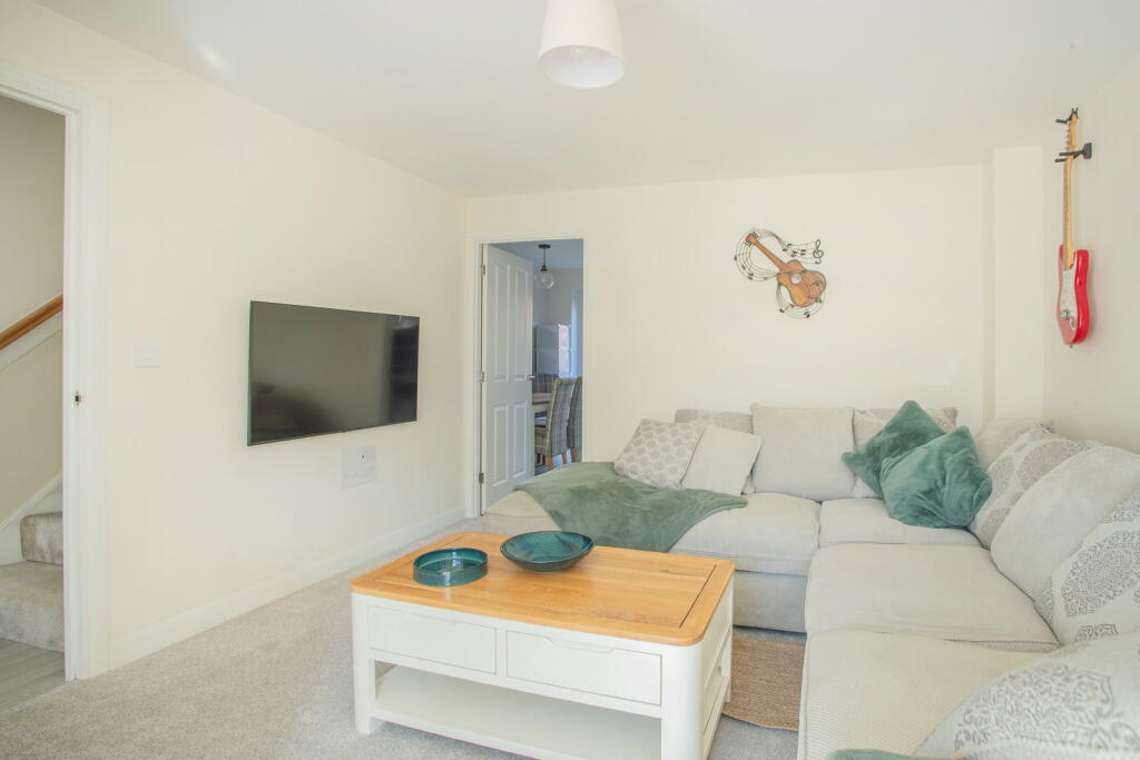 House in Swindon - View 5