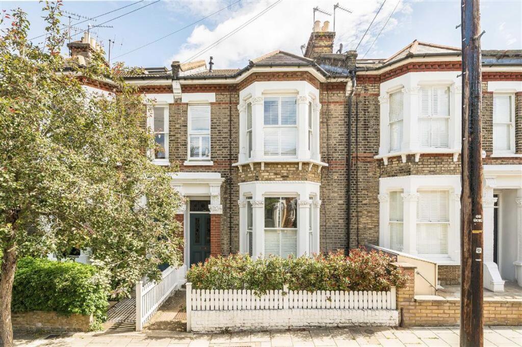 Main image of property: Leppoc Road, Clapham