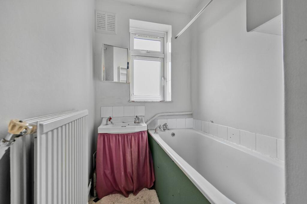 Apartment in London, City of Westminster - View 4
