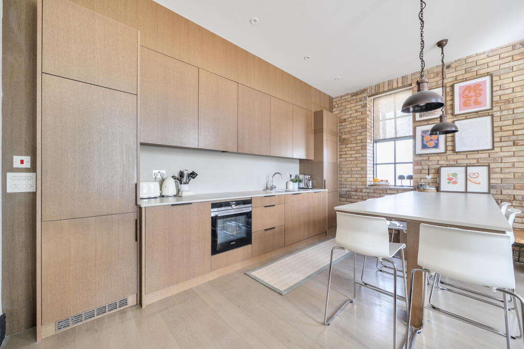 Apartment in Tonbridge - View 5