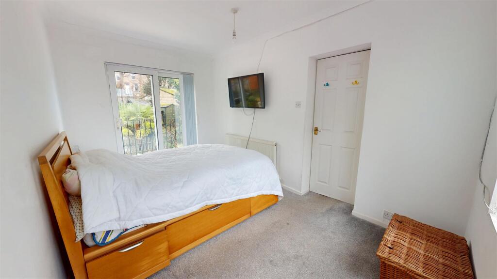 Additional image 12 of Ashtree Grove, Bradford