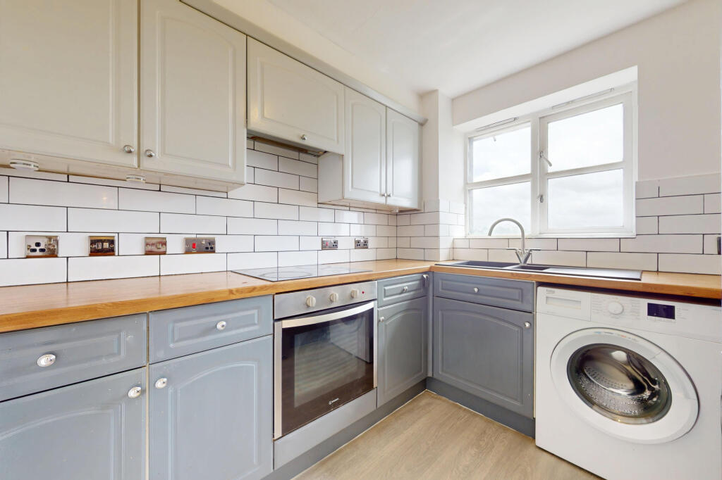 Apartment in Ashford, South Willesborough, South Willesborough and Newtown - View 3