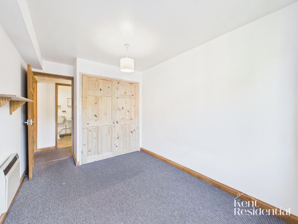 Apartment in Rochester - View 2