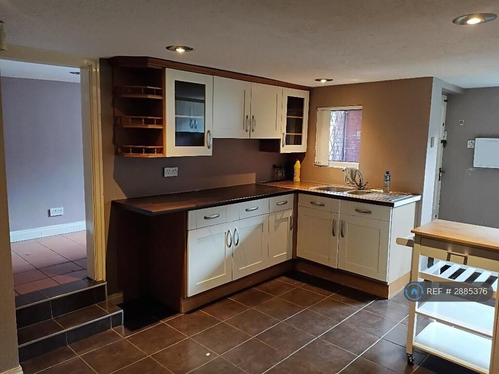 Main image of property: Strathmore St, Leeds, LS9