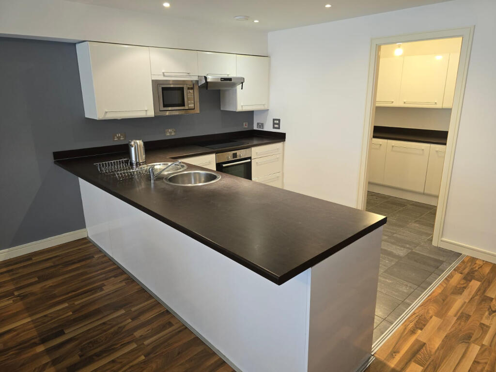 Apartment in Manchester - More