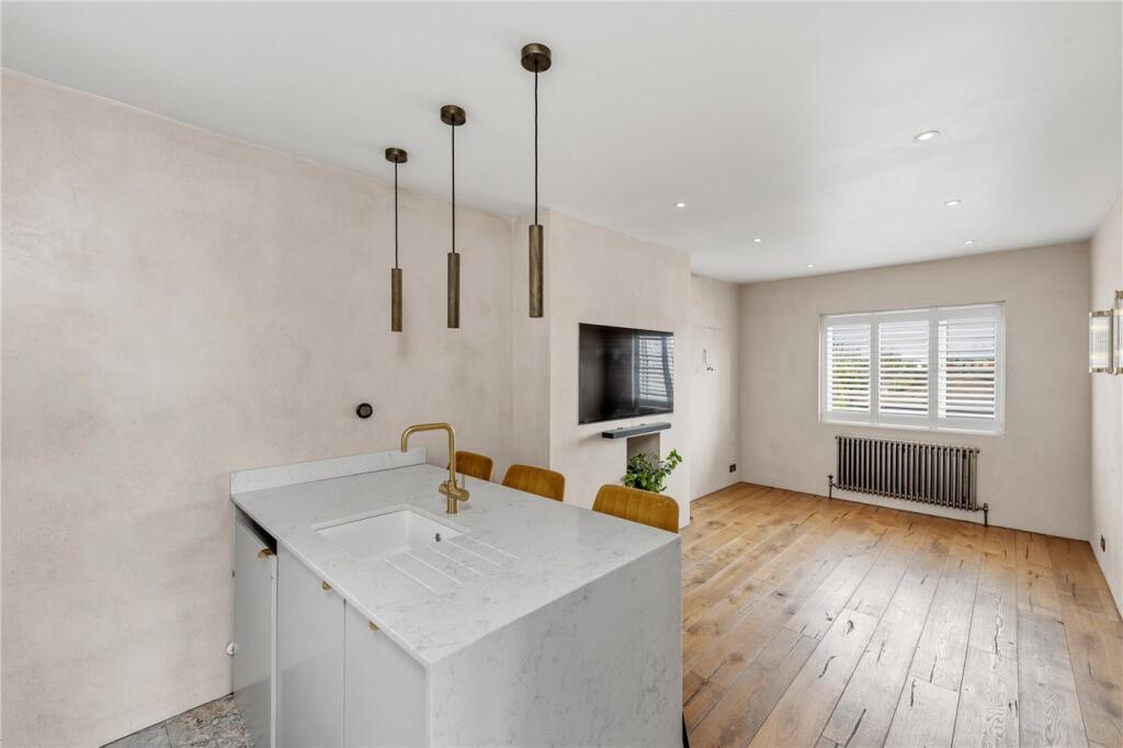 Main image of property: De Beauvoir Court, Northchurch Road, N1