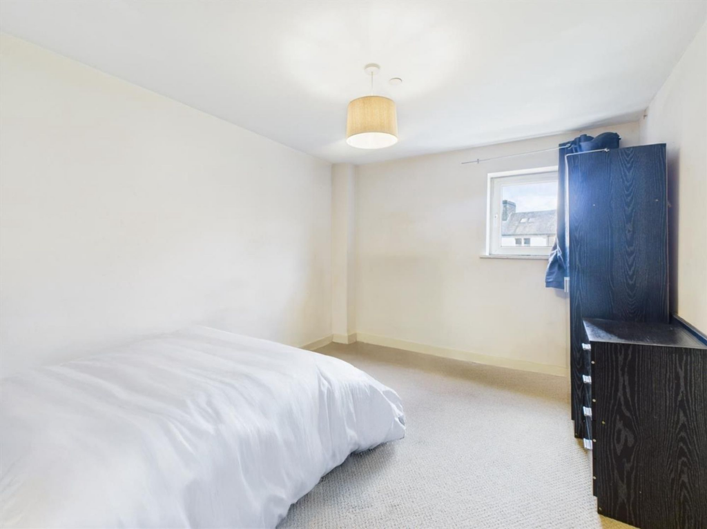 Apartment in Lancaster - View 5