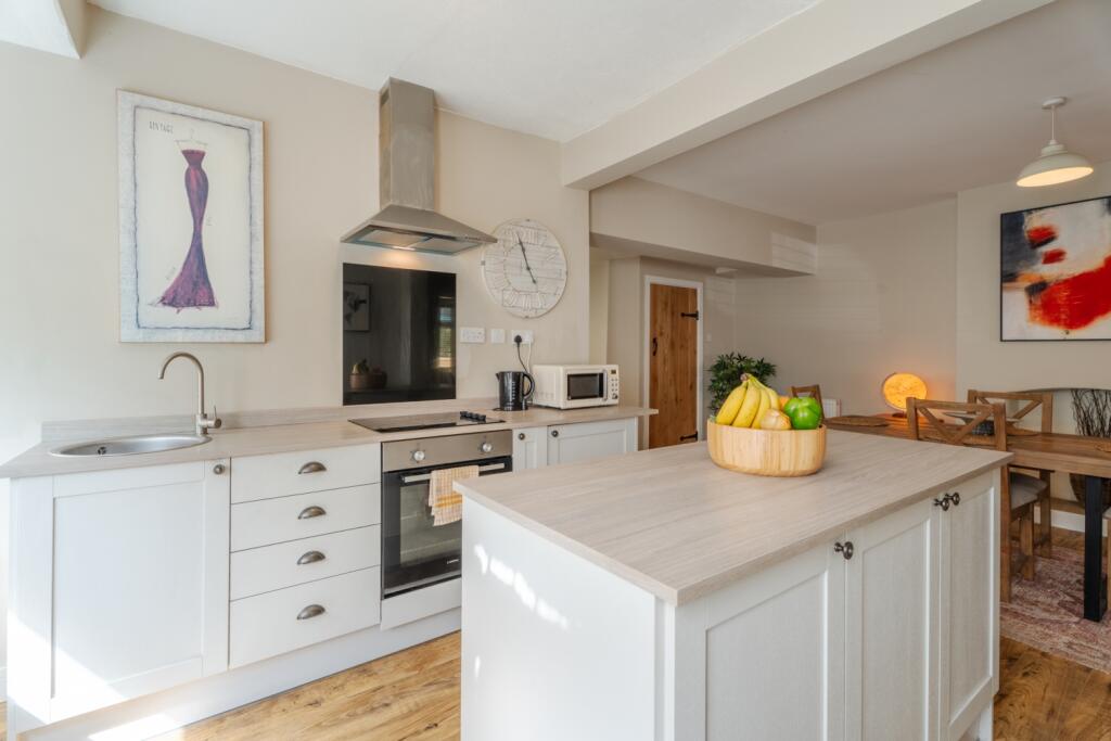 House in Exeter - View 4