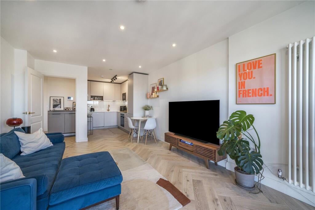 Apartment in London - View 4