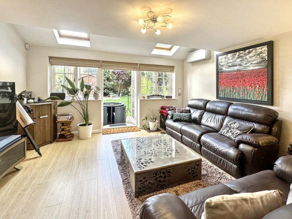 Princes Court, Royston, SG8 photo 4