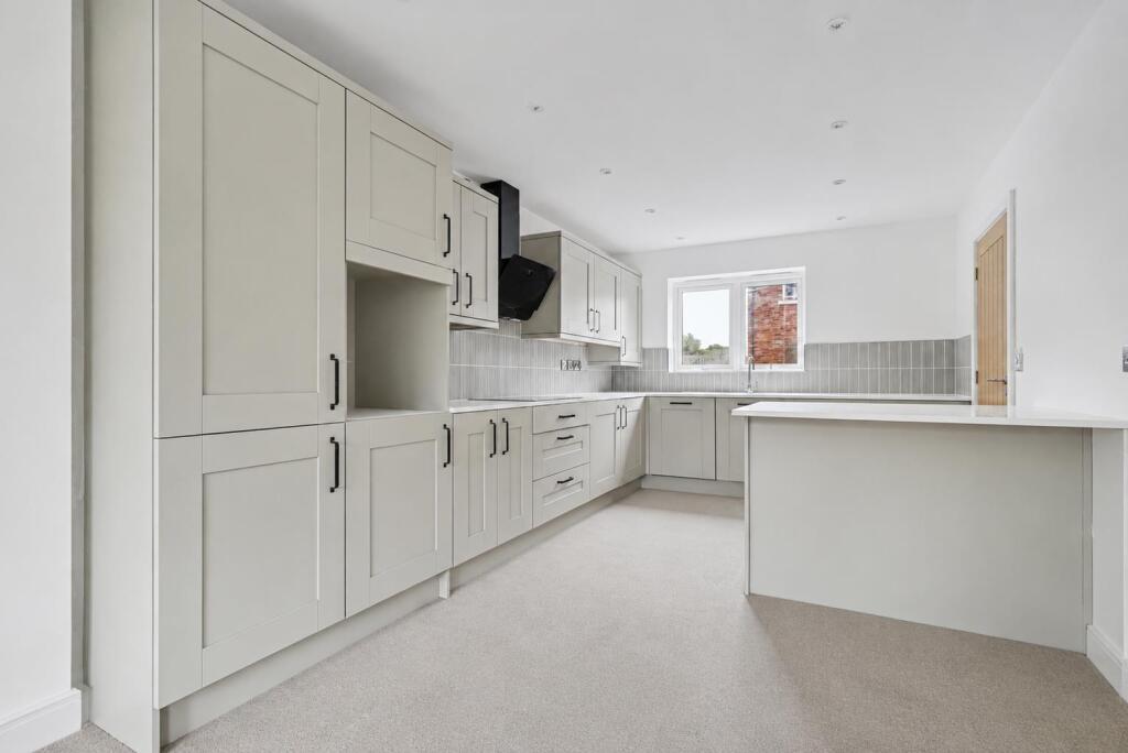 House in Nottingham, Long Eaton - View 3