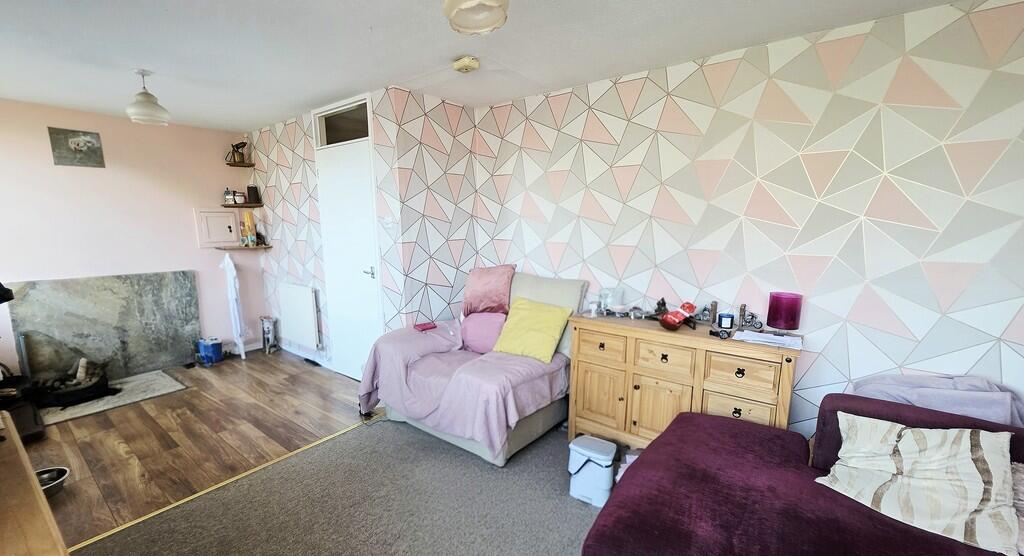 Winston Crescent, Brackley photo 4