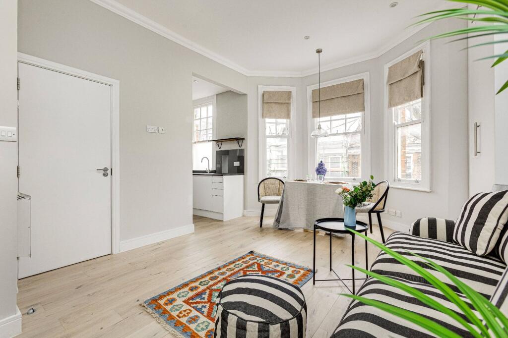 Main image of property: Cheyne Row, London, SW3