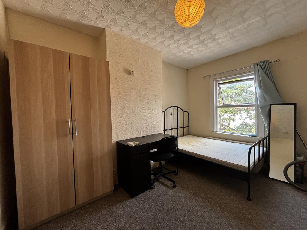 4 bedroom terraced house for rent