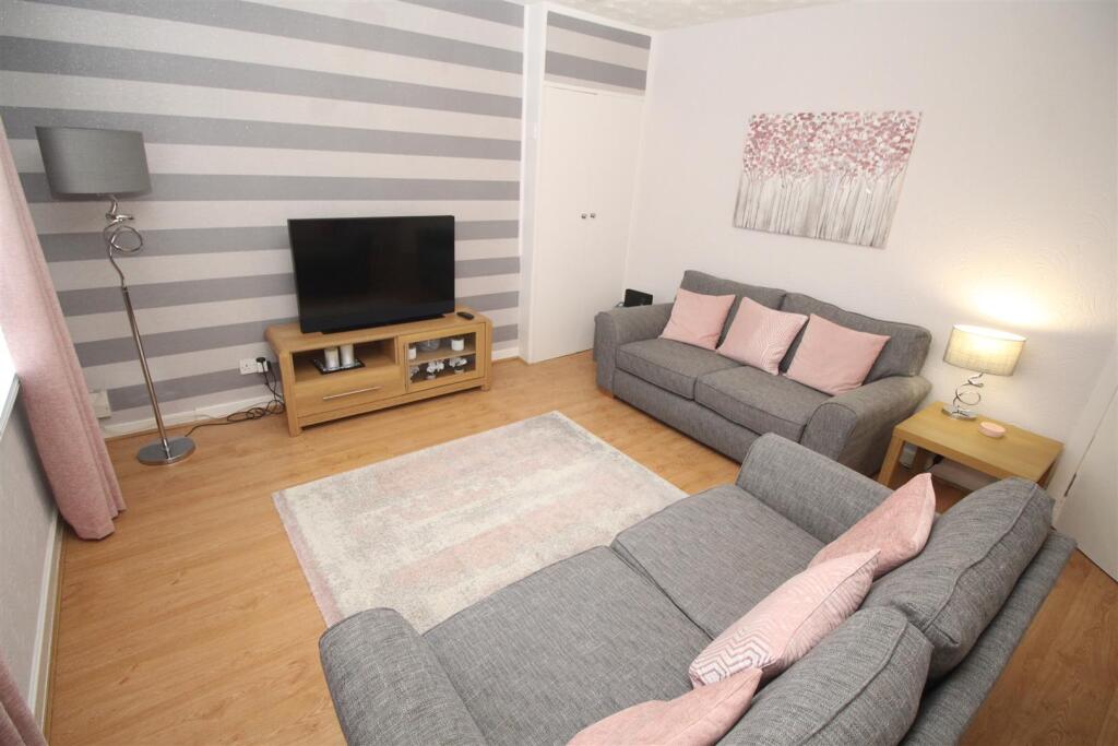 Apartment in Paisley, Inverclyde - View 5