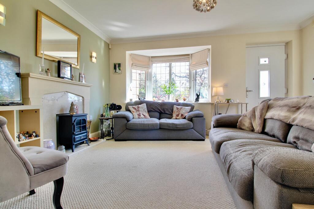 House in Hinckley and Bosworth, Stoke Golding - More