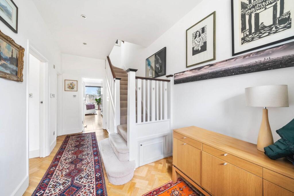 House in London, Dulwich - View 5