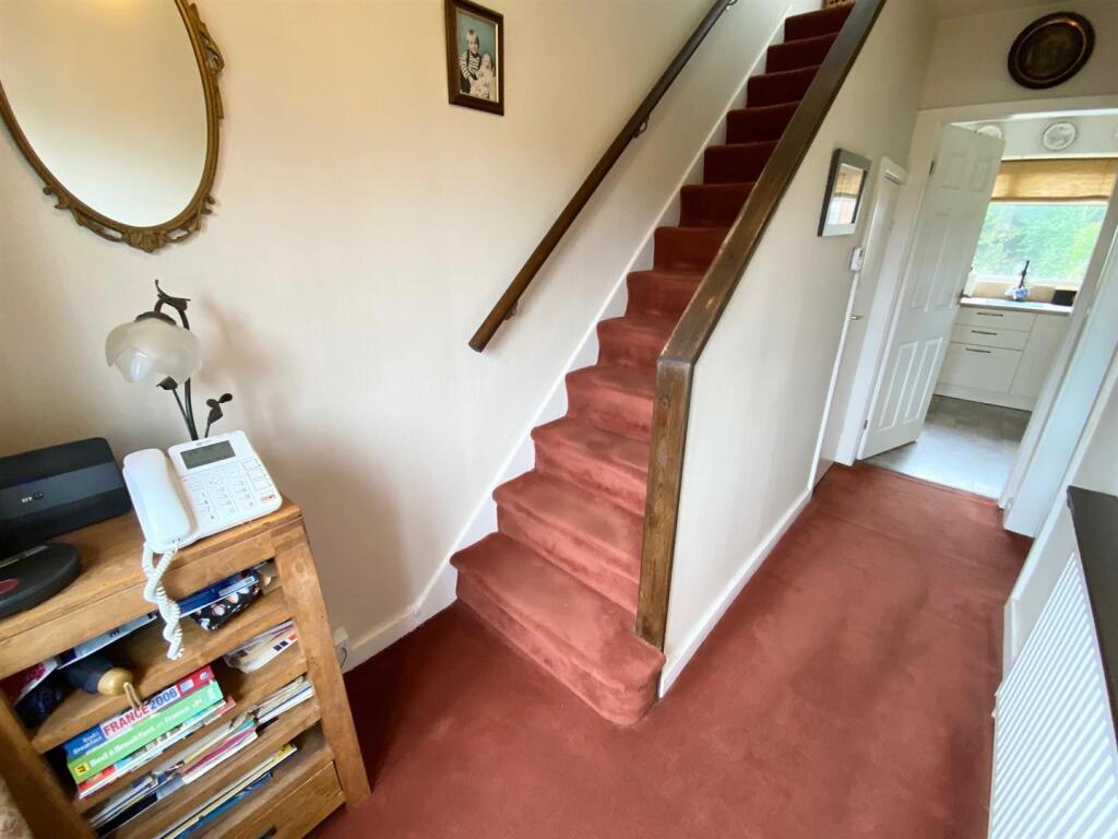 House in Kirklees, Birchencliffe - More