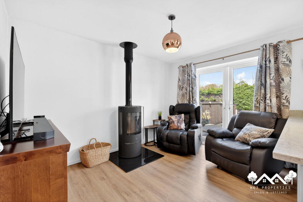 Additional image 11 of Kings Drive, Hoddlesden, Darwen, BB3 3RB