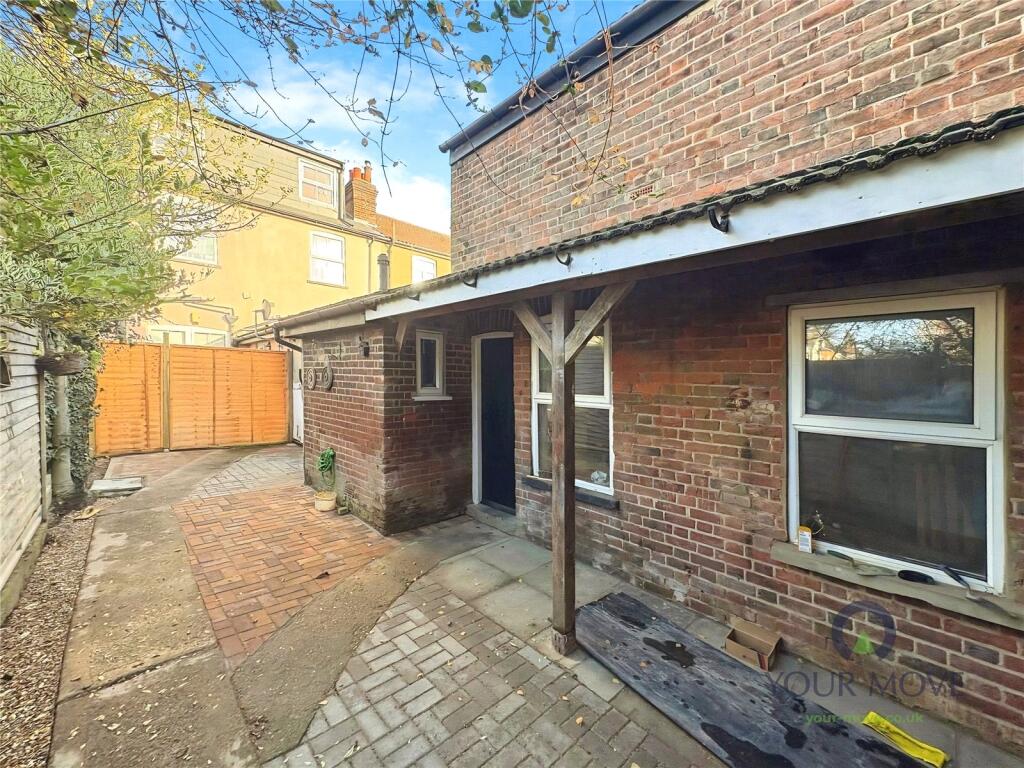 Main image of property: High Street, London Colney, St. Albans, Hertfordshire, AL2