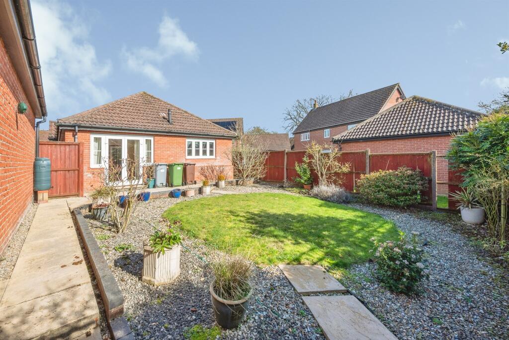 Goulder Drive, Aylsham, Norwich photo 4