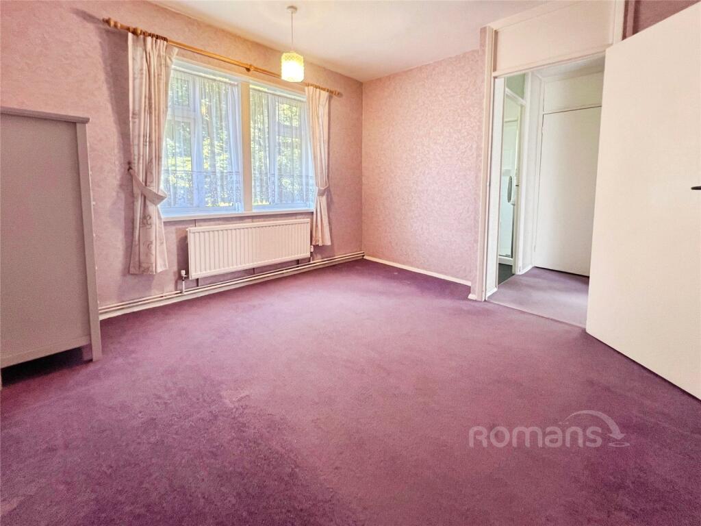 Apartment in Aldershot, East End, North Town - More
