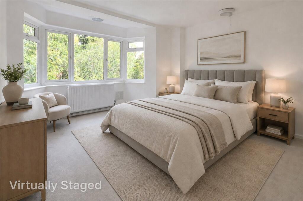 Apartment in London - View 5