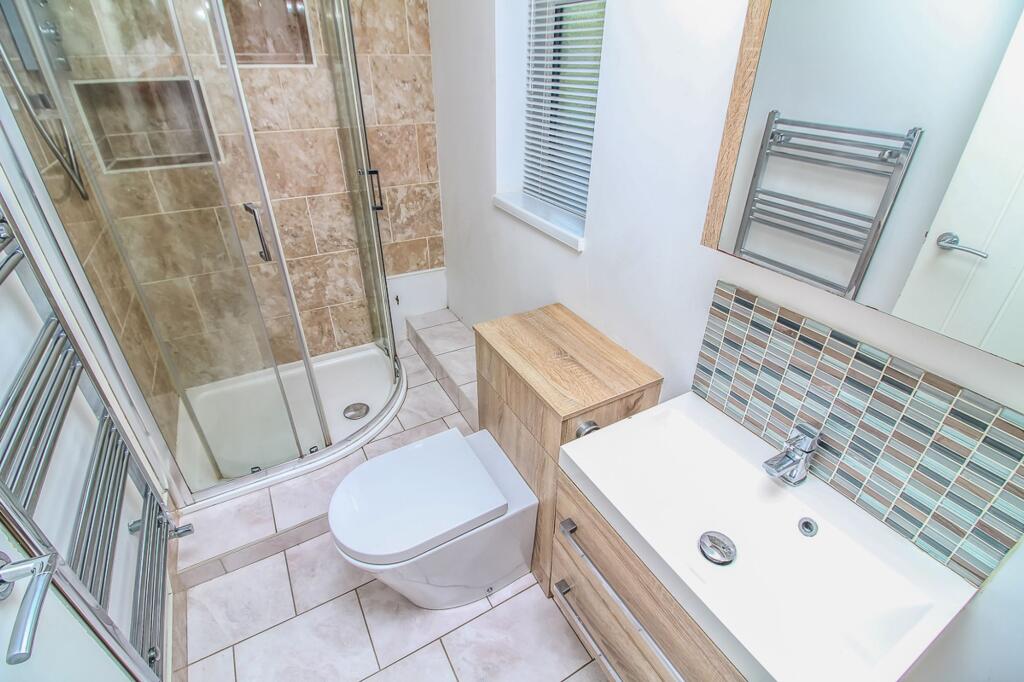 Apartment in Newcastle upon Tyne - View 4
