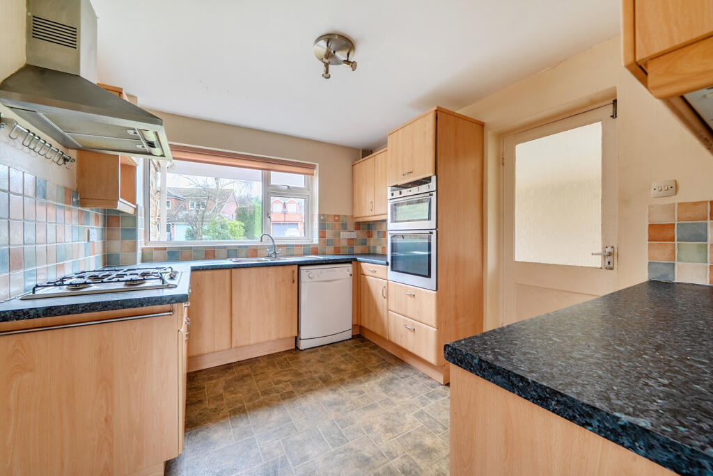 House in Waverley, Cranleigh - View 2