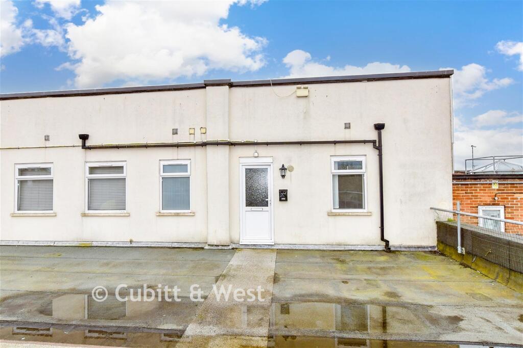 Main image of property: Greywell Road, Havant, Hampshire