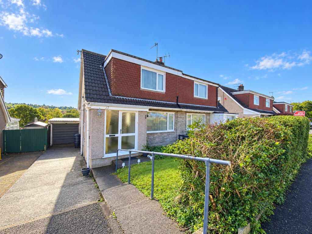 Heathlands, Ystrad Mynach, Hengoed, CF82 7AZ