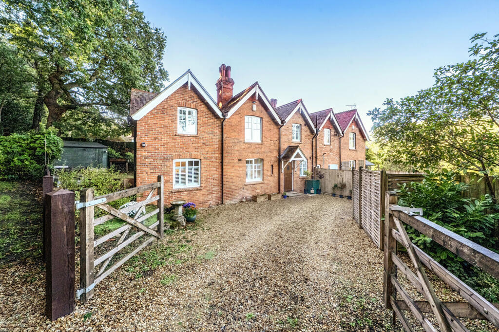 House in Basingstoke and Deane, Newtown - View 4