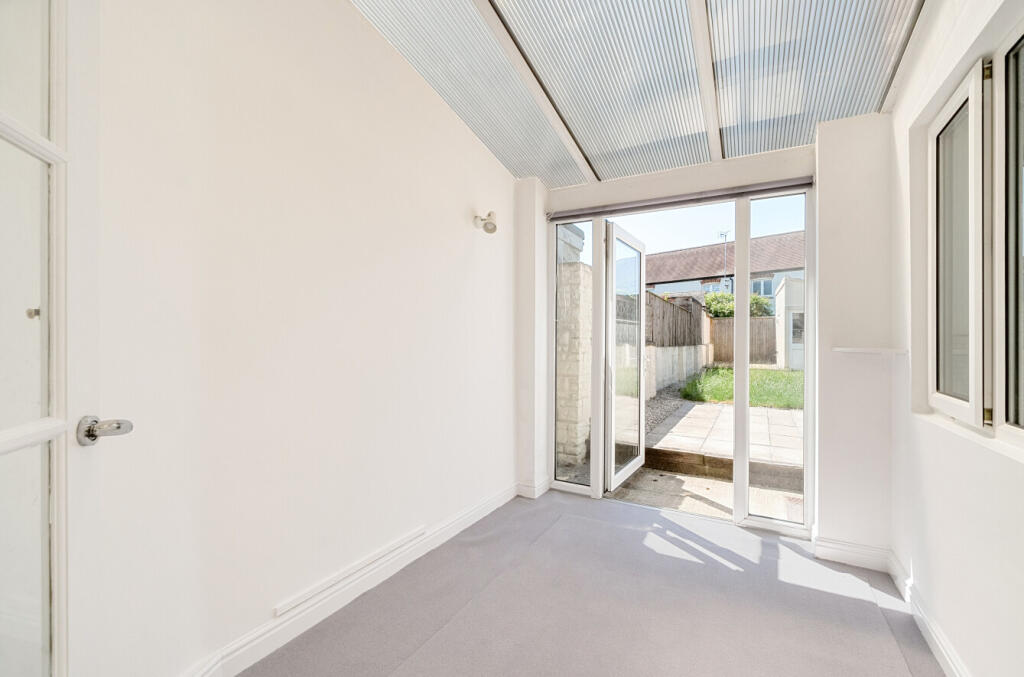 House in Purton, Widham - More