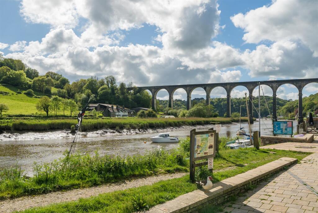 Calstock photo 2