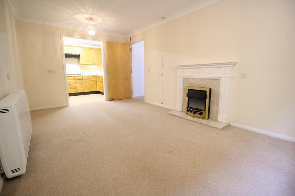 Apartment in Warwick, Whitemoor, Kenilworth - View 2