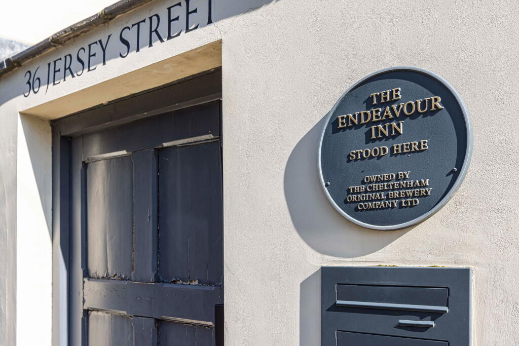 Main image of property: Jersey Street, Cheltenham, GL52 2JP